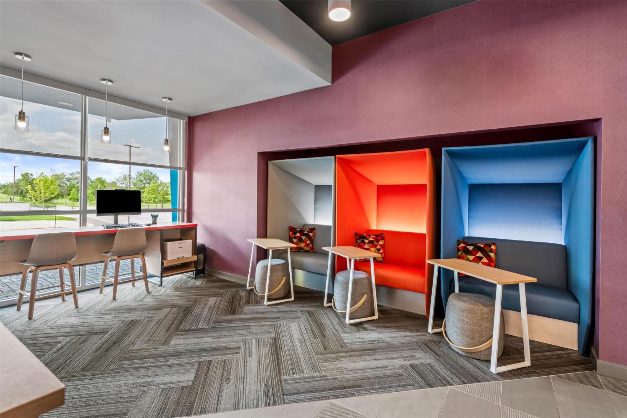 Tru By Hilton Kansas Airport Hotel 3*