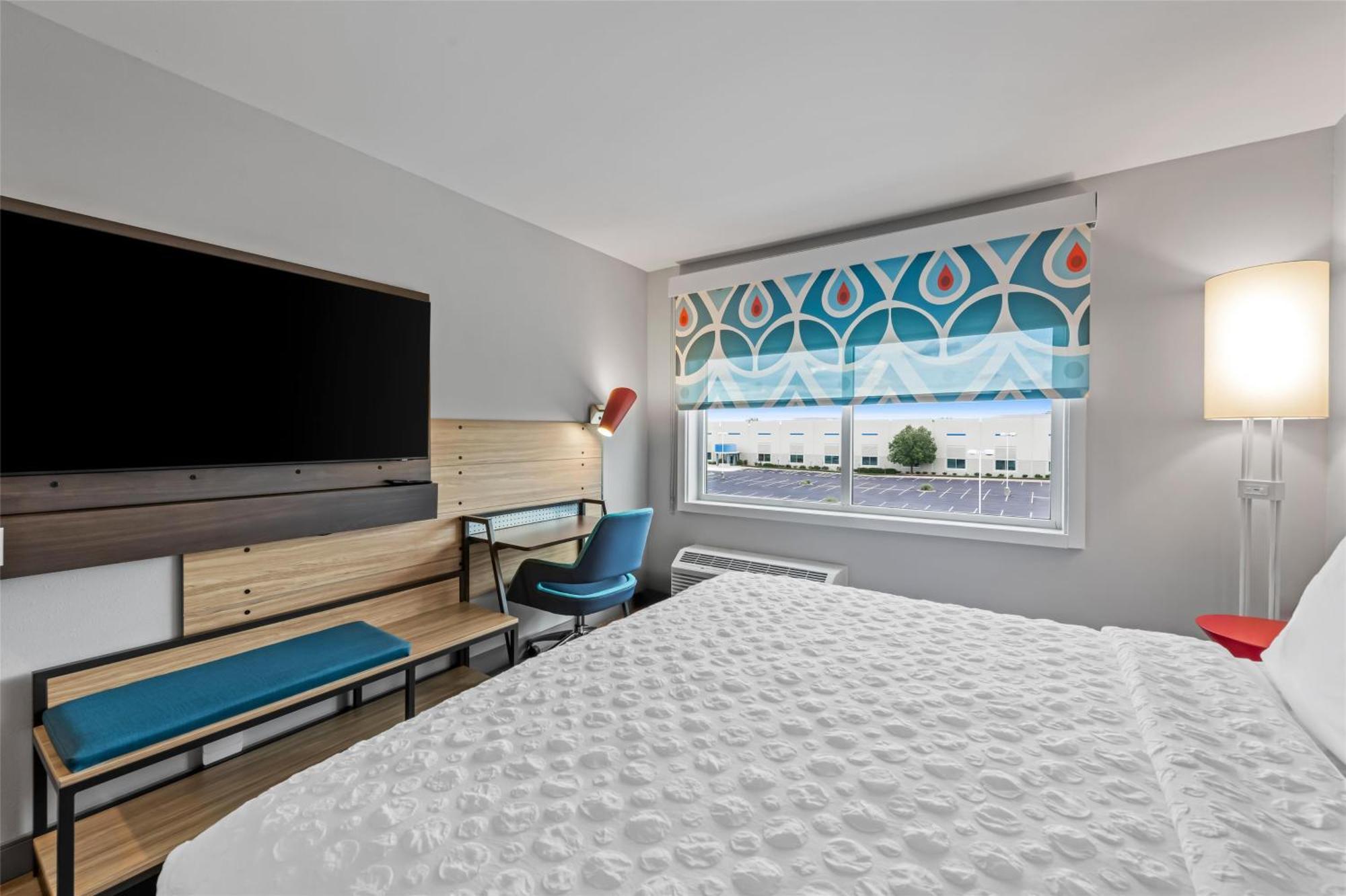 Tru By Hilton Kansas Airport