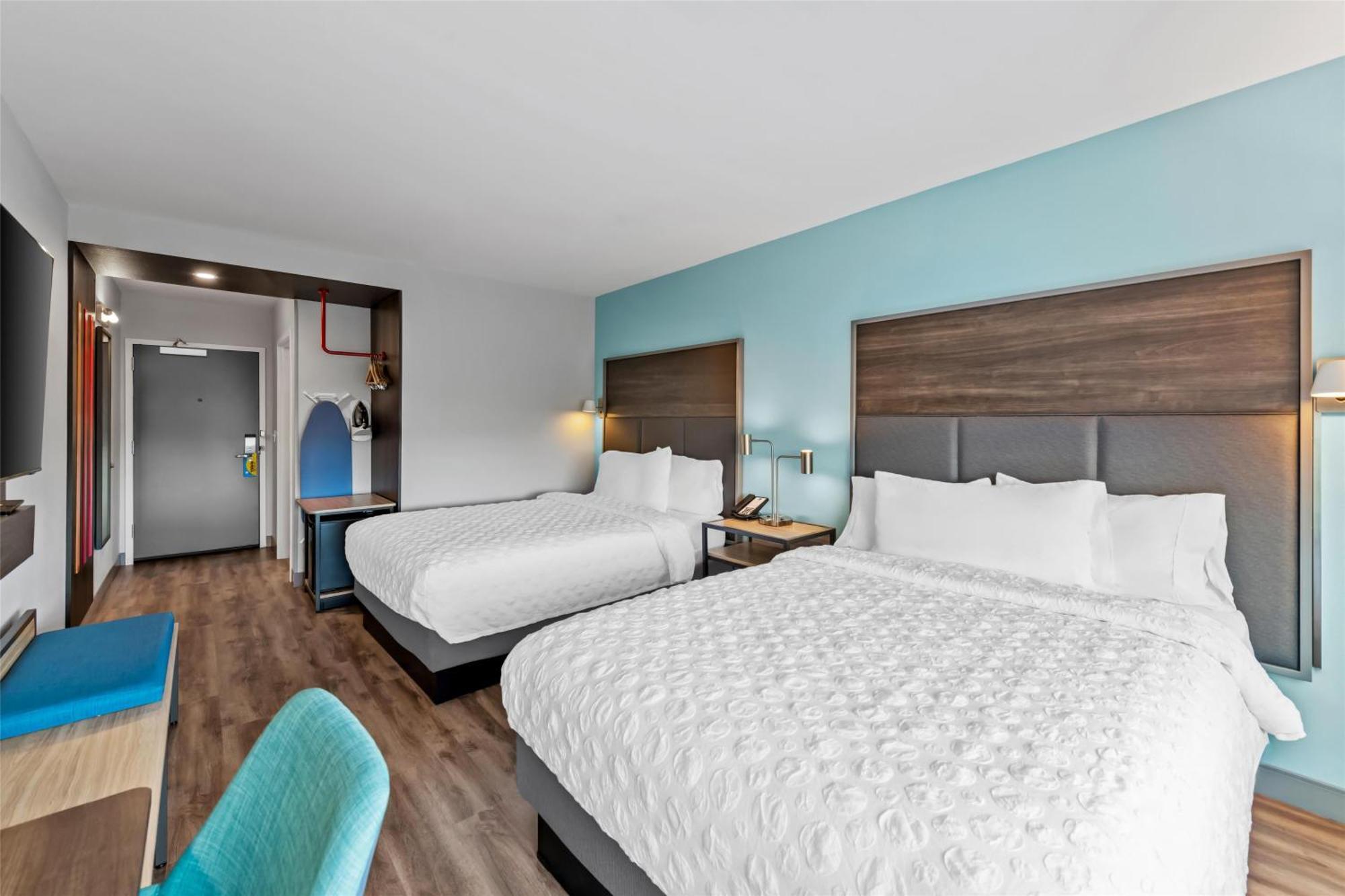 Tru By Hilton Kansas Airport 3*