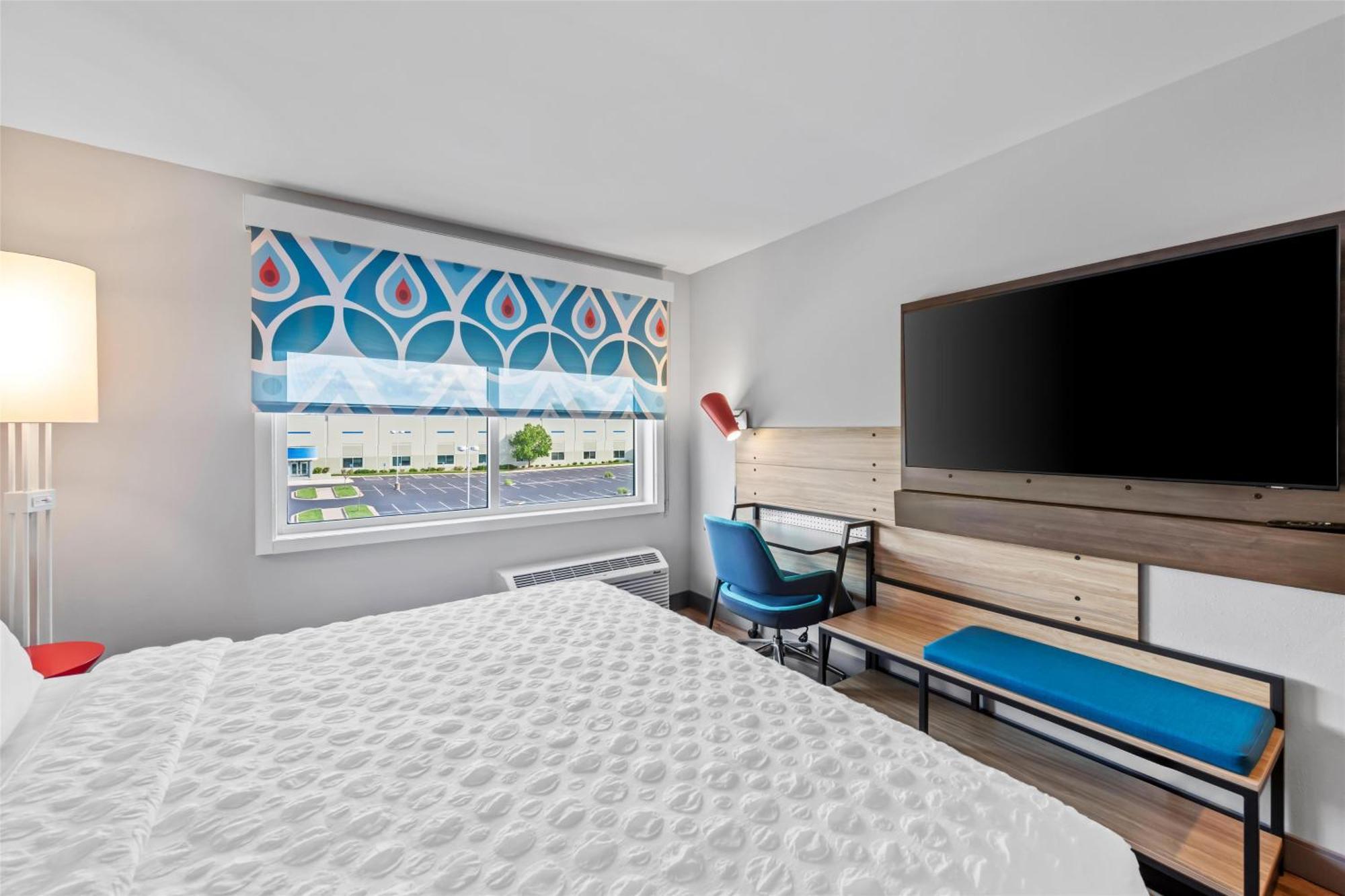 Tru By Hilton Kansas Airport