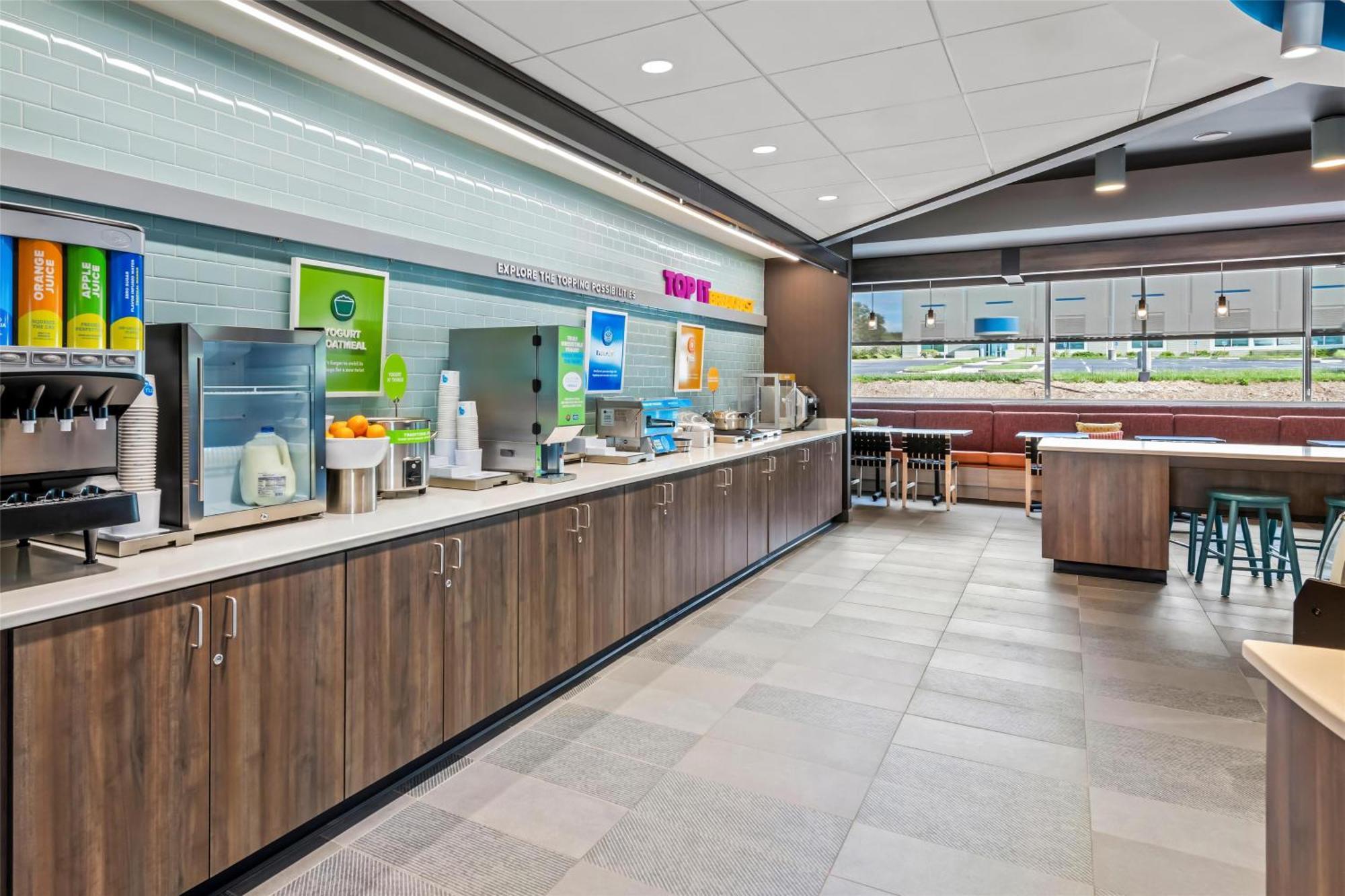 Tru By Hilton Kansas Airport Hotel 3*